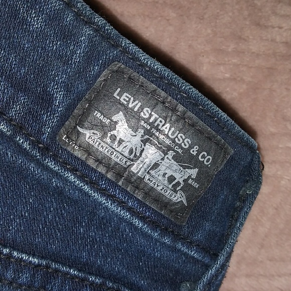 Levi Jeans 🕷 - Picture 3 of 4